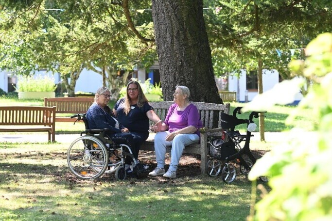 Pflegehelfer als Springer in Teilzeit (m/w/d), 2. Bild