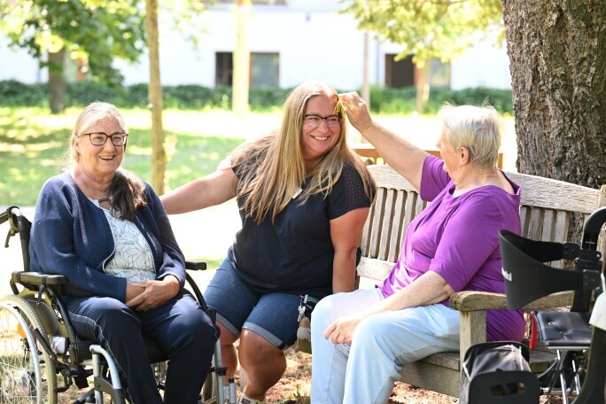 Pflegefachkraft / Altenpfleger in Berlin-Pankow (m/w/d), 1. Bild